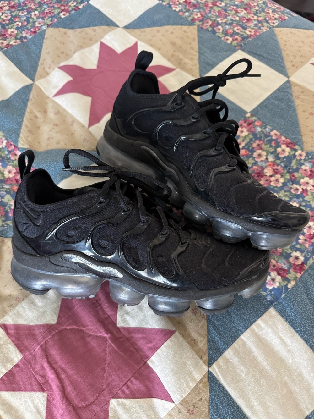 Nike Black VaporMax Plus Running Shoes